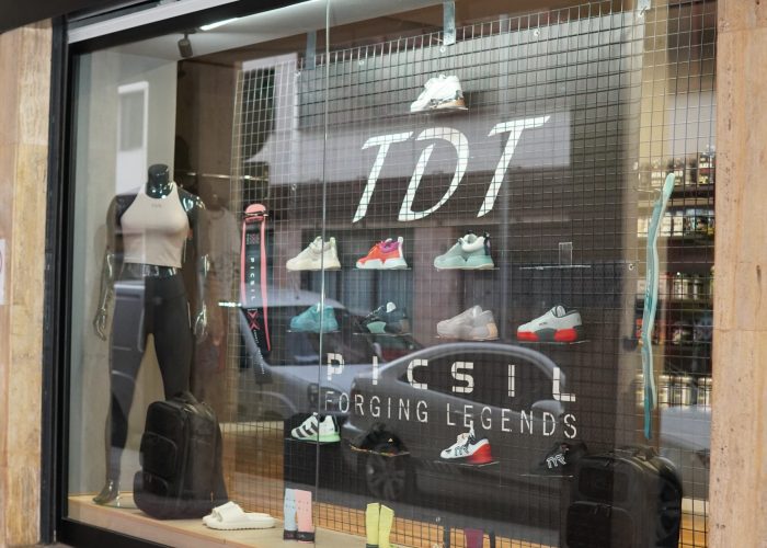 28d174d1-0537-41e1-9278-7db7371fb314